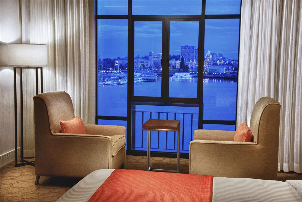 Delta Hotels By Marriott Victoria Ocean Pointe Resort Exterior photo